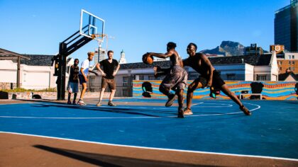 Beginner tips for free-to-play football and basketball on iOS and Google Play