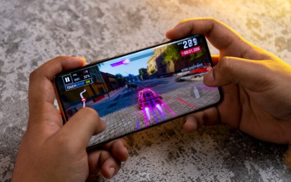 How to choose a gaming phone that actually runs modern games well