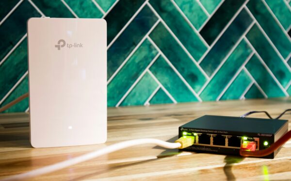 How to reduce lag on Wi‑Fi for smoother online play