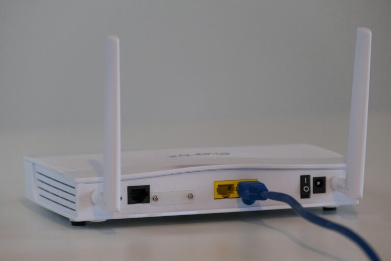Laptop remote play app wifi router ethernet cable