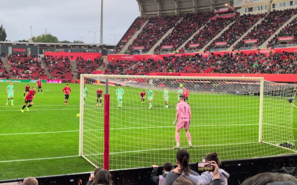Beginner’s guide to winning penalty shootouts in football sims