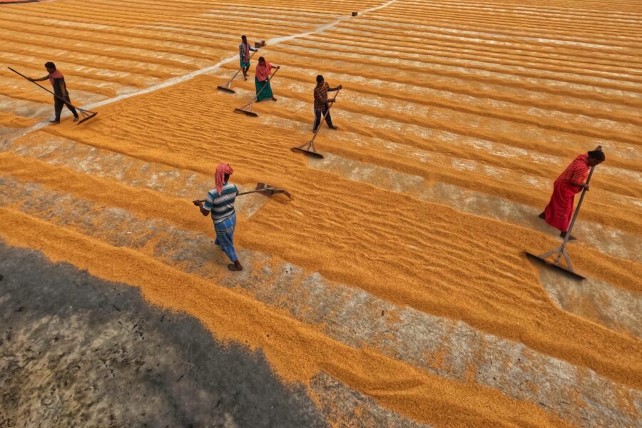 Efficient gold farming