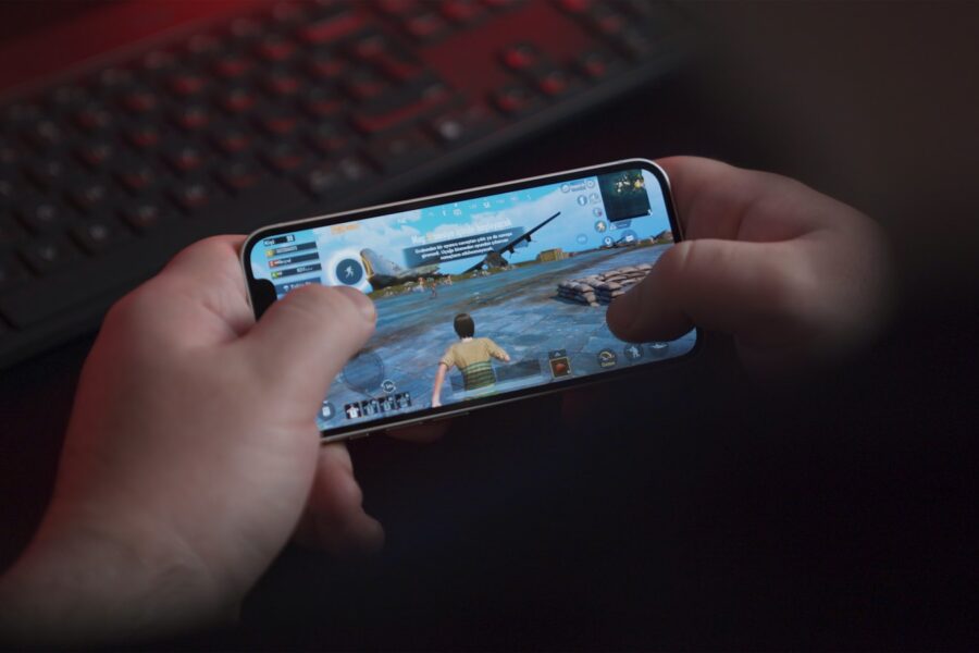 Mobile games idle