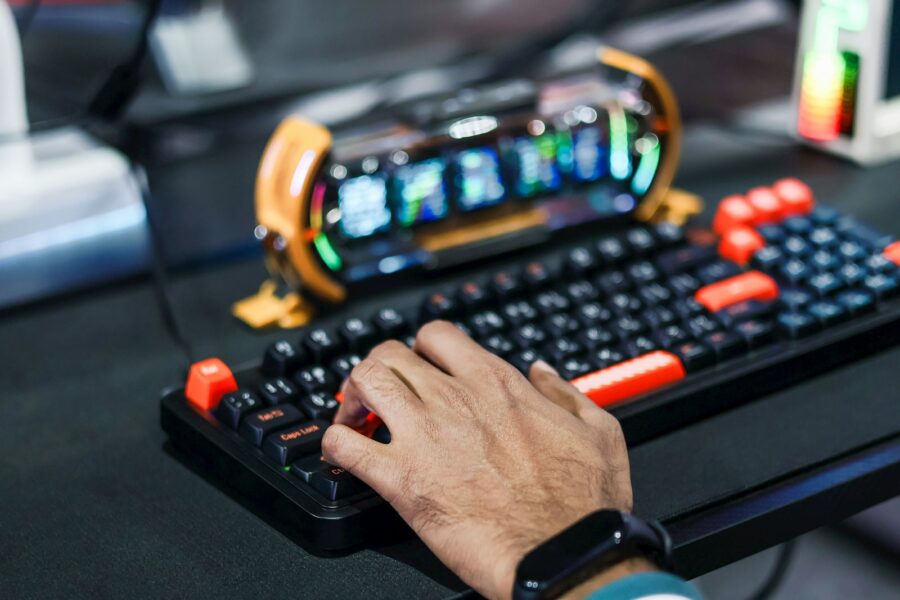 Mechanical gaming keyboard rgb desk