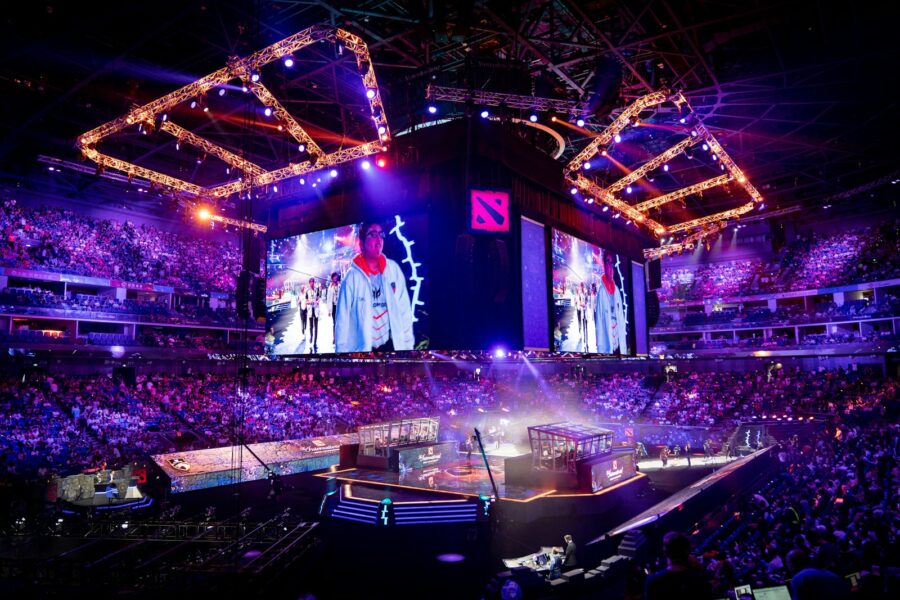 Mobile esports arena