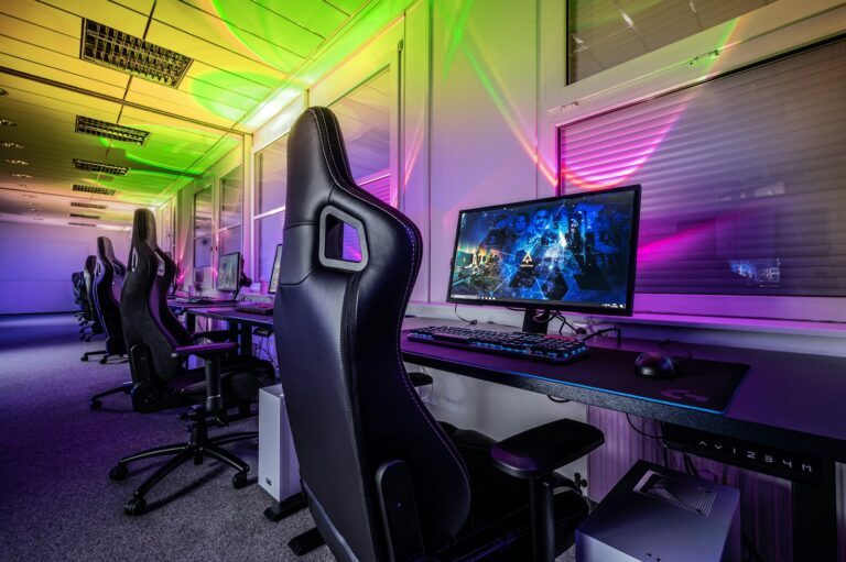 Esports players training