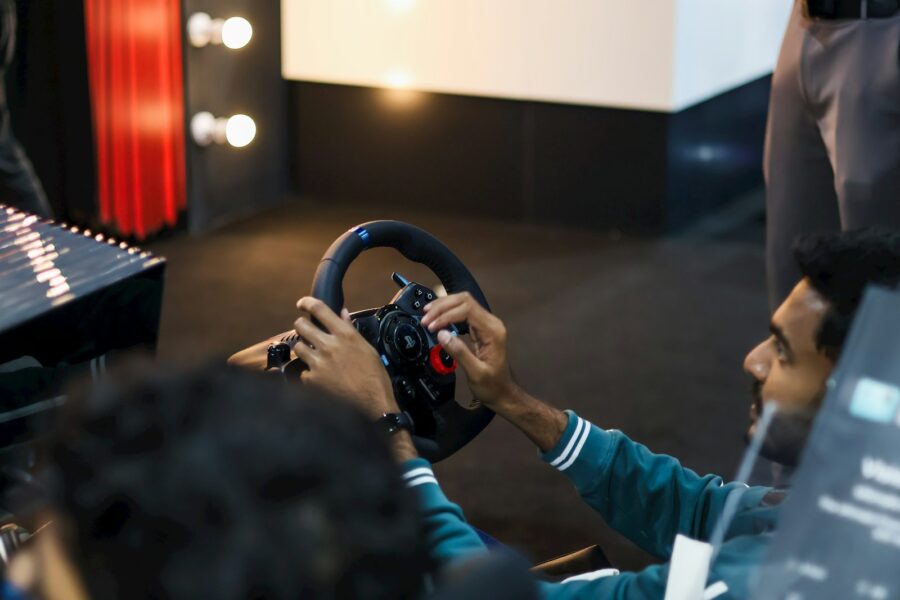 Sim racing cockpit