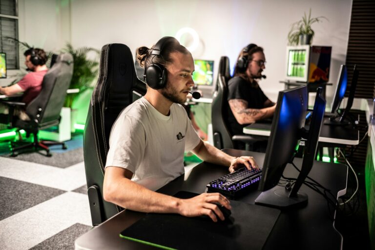 Coach talking esports