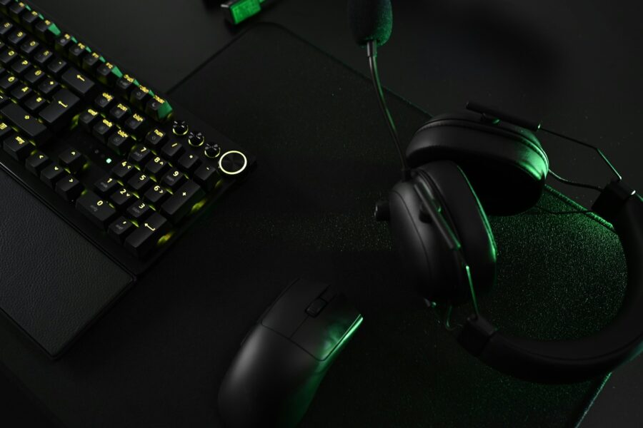 Gaming desk microphone