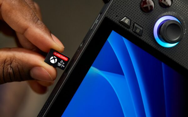How to pick a gaming microSD card for phones and handhelds without wasting money