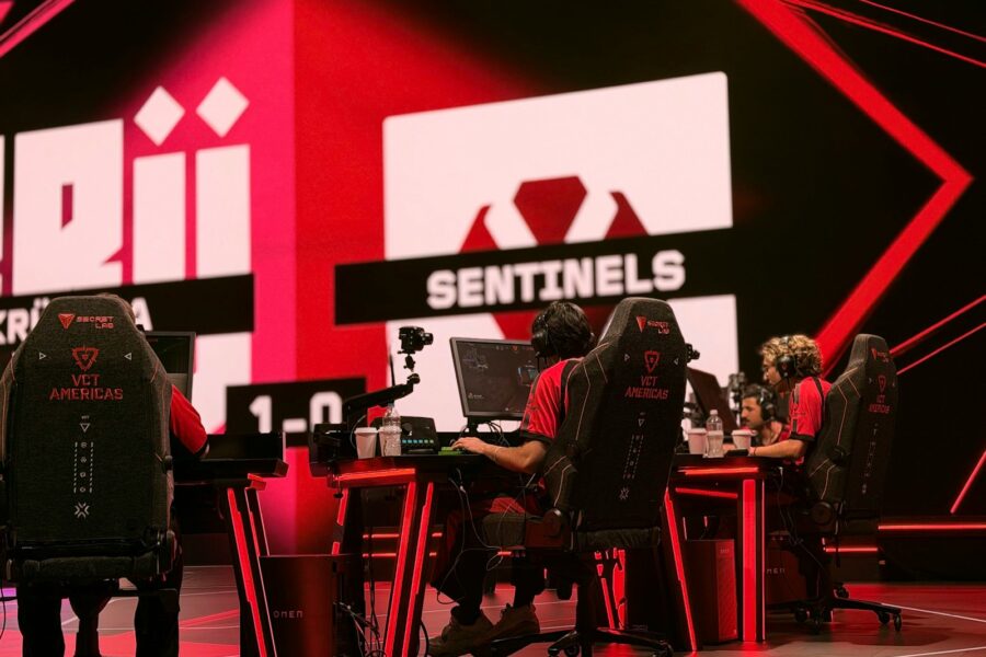 Esports team stage