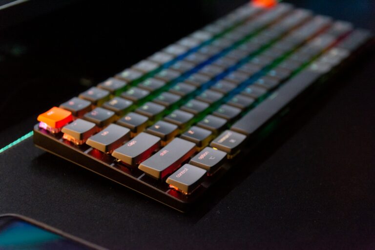 Low profile gaming