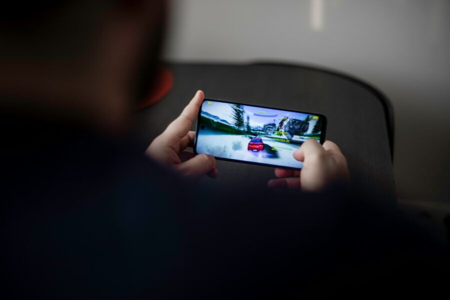 Mobile sports game