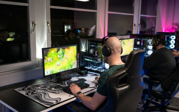 How co-streams are reshaping live esports broadcasts for fans and organizers