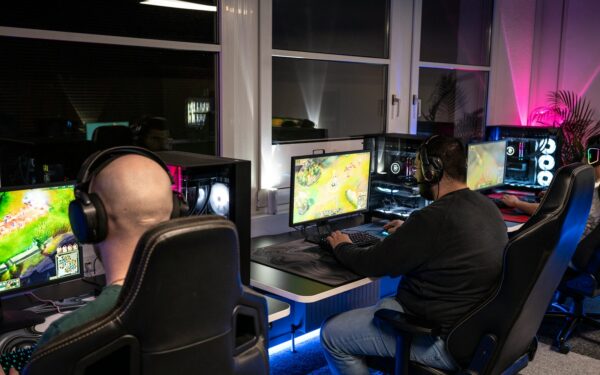 How real-time strategy esports keeps evolving through patches, formats and player innovation