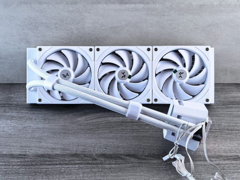 Gaming case airflow