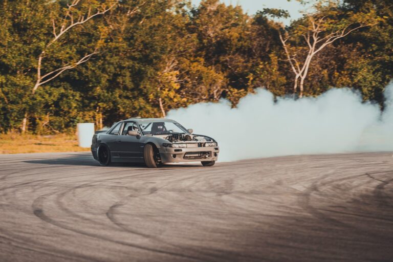 Racing game car