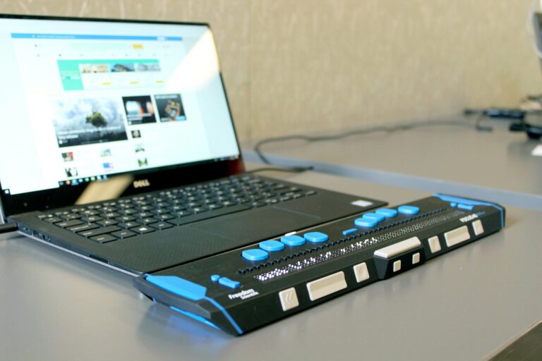 Gaming laptop cooling