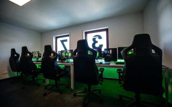 Inside scrims in esports: how practice games really work and why they matter