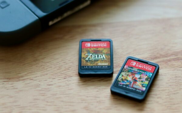 MicroSD cards for gaming in 2026: how to pick fast, reliable storage for phones, Switch and handheld PCs