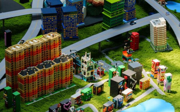 New indie city-builder ‘Harborlight’ brings cozy survival to PC and consoles in early 2025