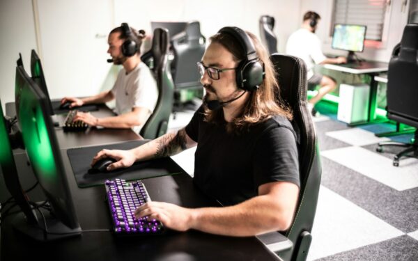 Practical privacy tips for online co-op and clan-based gaming