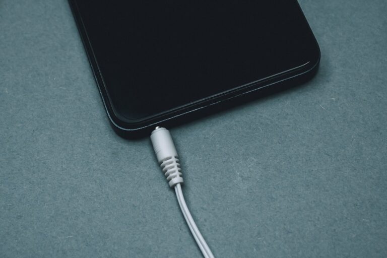 Phone gaming battery